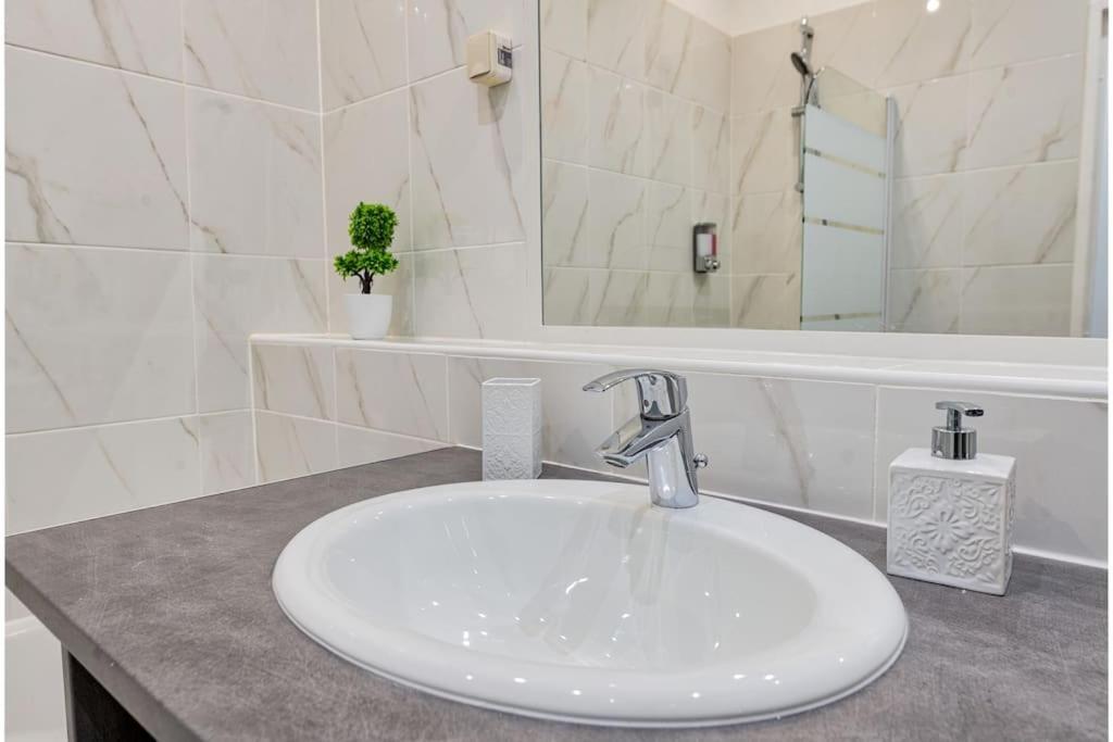 Aux Portes De Paris , Un 3 Pcs Bien Amenage Nogent-sur-Seine Exteriör bild
